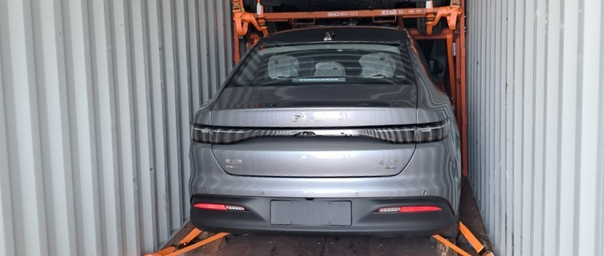 AsstrA Collabora con Successo con i Leader del Settore Automobilistico